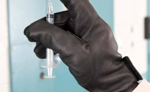 How Needle Resistant Gloves Are Important for Law Officers? 
